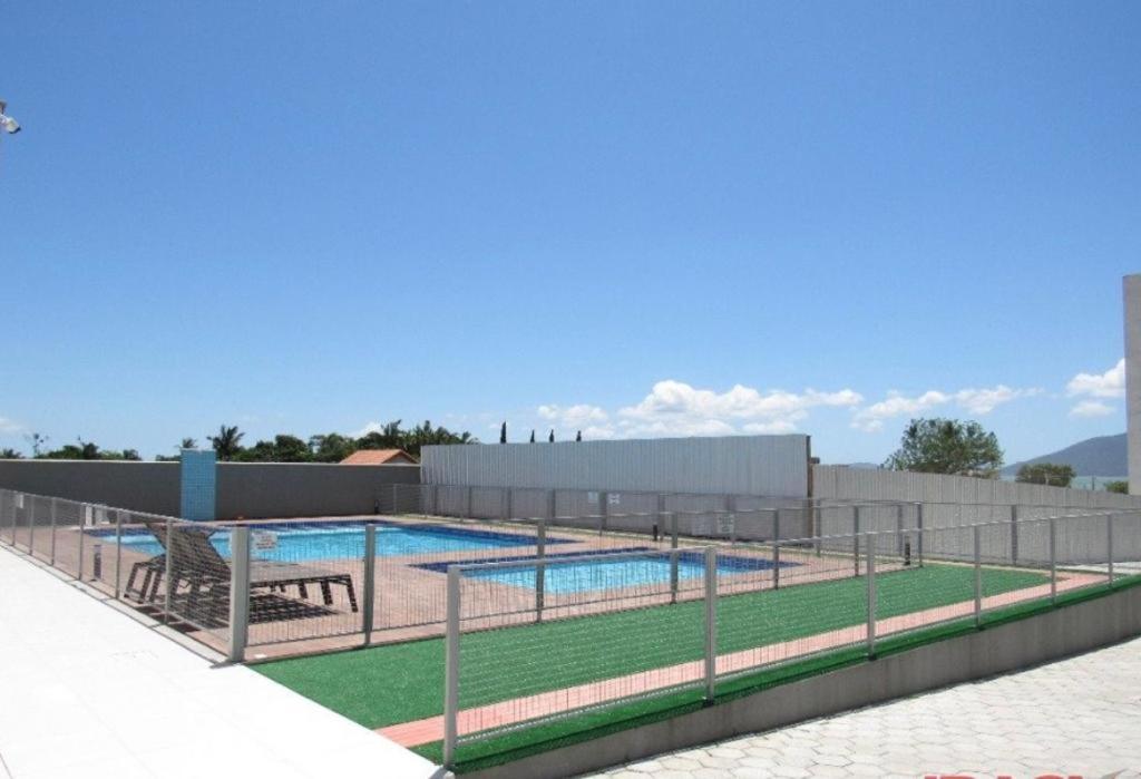 Apartamento Na Palhoca, Com Vista Para O Mar, Proximo A Mercados, Padarias E Farmacias. Екстериор снимка