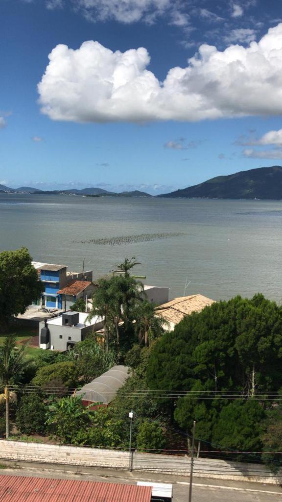 Apartamento Na Palhoca, Com Vista Para O Mar, Proximo A Mercados, Padarias E Farmacias. Екстериор снимка